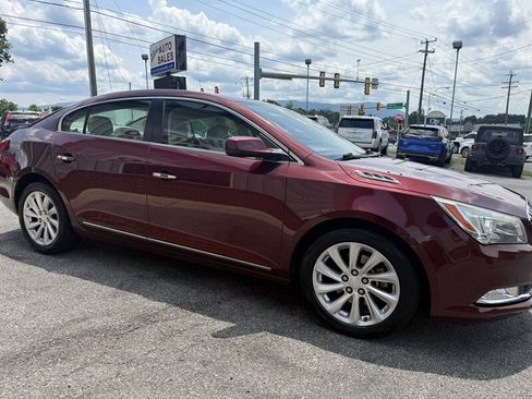 Used 2015 Buick LaCrosse FWD image 6