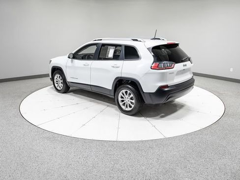 Used 2019 Jeep Cherokee Latitude w/ Popular Appearance Group AWD/4WD image 28