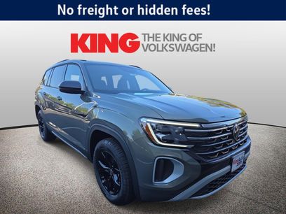 New 2025 Volkswagen Atlas Peak Edition SE