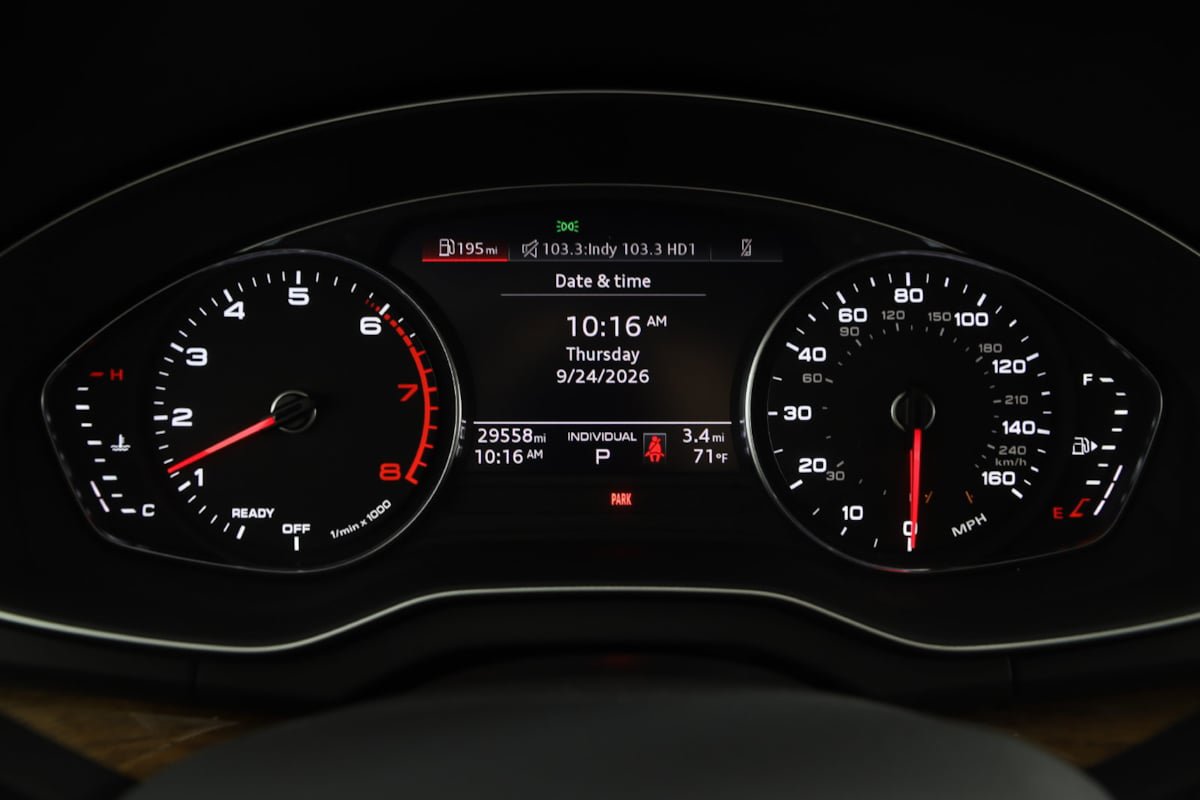 Used 2023 Audi Q5 2.0T Premium AWD/4WD image 16