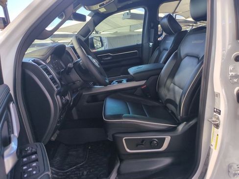New 2026 RAM 1500 Laramie AWD/4WD image 4