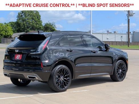Used 2025 Cadillac XT4 Sport FWD image 8