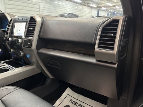 Used 2020 Ford F150 Lariat w/ Equipment Group 502A Luxury image 31