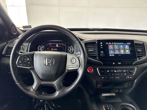 Used 2022 Honda Passport TrailSport image 16