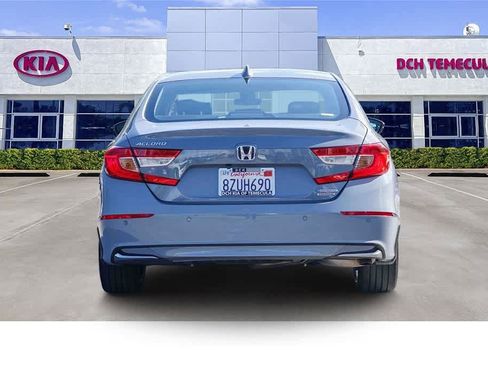 Used 2022 Honda Accord Touring image 5