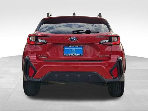Used 2024 Subaru Crosstrek 2.0i Premium image 5