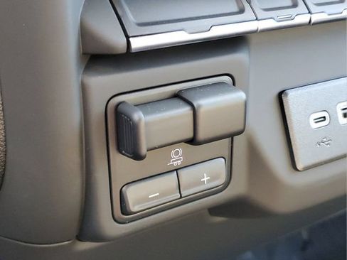 New 2025 Chevrolet Silverado 2500 W/T AWD/4WD image 14