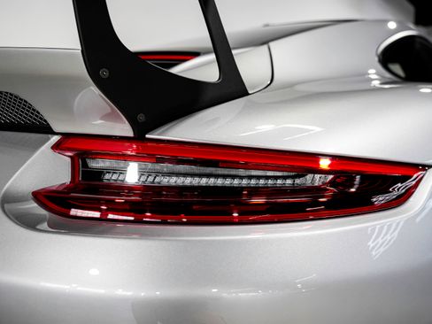 Used 2019 Porsche 911 GT3 RS image 35