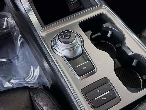 Used 2024 Ford Edge Titanium AWD/4WD image 38