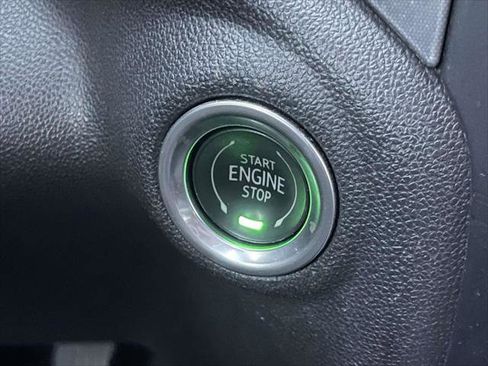 Used 2021 GMC Sierra 1500 Elevation w/ Preferred Package image 28