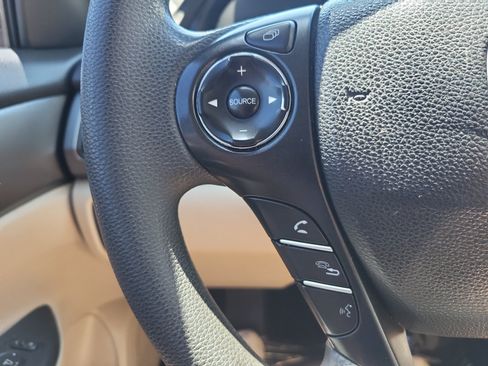Used 2014 Honda Accord LX image 25