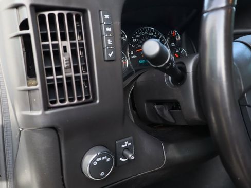 Used 2023 GMC Savana 3500 w/ Power Convenience Package image 11