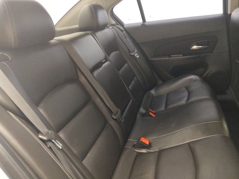 Used 2014 Chevrolet Cruze LT image 19