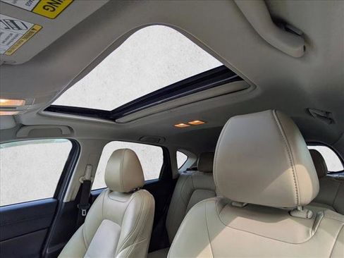 Used 2019 MAZDA CX-5 Touring image 21