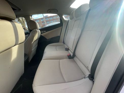 Used 2018 Honda Civic EX image 23