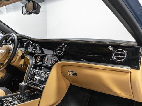 Used 2016 Bentley Mulsanne Speed image 22