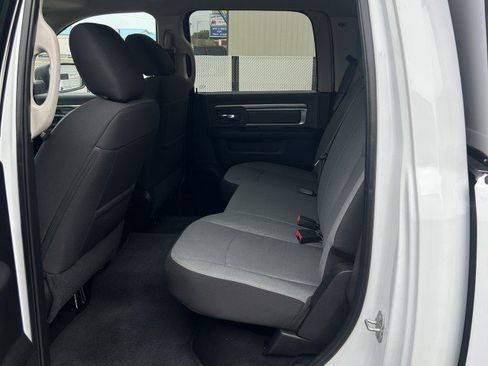 Used 2022 RAM 1500 Classic SLT w/ Electronics Group AWD/4WD image 14