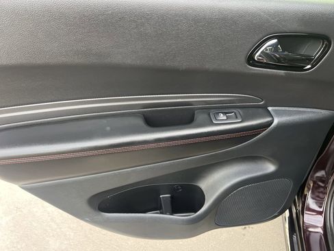 Used 2025 Dodge Durango GT image 31