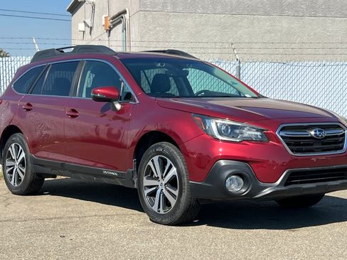 Used 2019 Subaru Outback 2.5i Limited AWD/4WD image 7