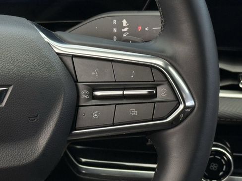 Used 2025 Chevrolet Equinox LT image 14