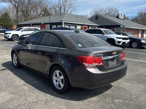 Used 2016 Chevrolet Cruze LT image 3