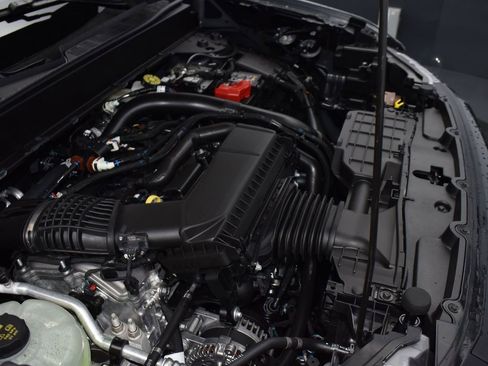 New 2025 Ford Maverick Lariat w/ Black Appearance Package image 17