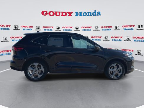 Used 2024 Ford Escape ST-Line FWD image 9