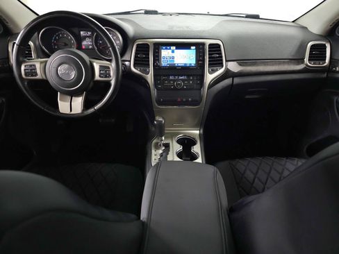 Used 2011 Jeep Grand Cherokee Laredo AWD/4WD image 16
