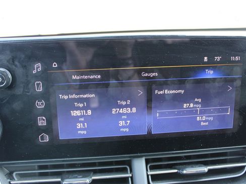 Used 2025 Chevrolet Trax LT image 32