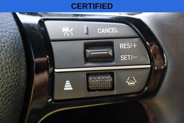 Used 2025 Honda Pilot Black Edition image 18