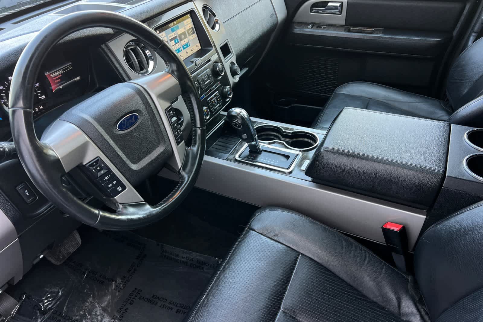 Used 2017 Ford Expedition Limited RWD image 11