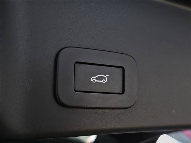 Used 2023 Land Rover Range Rover Evoque S AWD/4WD image 24