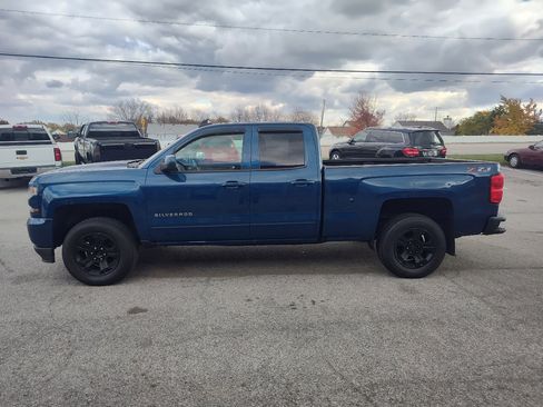 Used 2018 Chevrolet Silverado 1500 LT w/ All Star Edition image 6