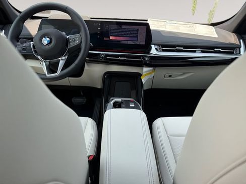 New 2026 BMW X1 xDrive28i w/ Technology Package AWD/4WD image 10