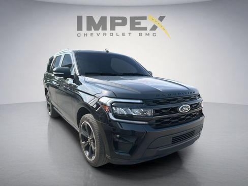 Used 2024 Ford Expedition Limited AWD/4WD image 5