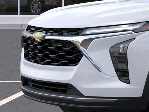 New 2026 Chevrolet Trax LT FWD image 15