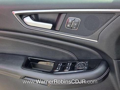 Used 2015 Ford Edge Titanium w/ Equipment Group 301A FWD image 33