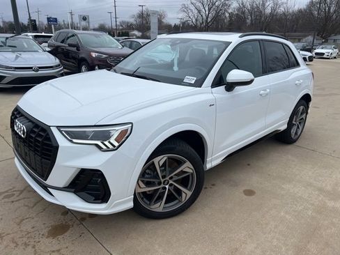 New 2025 Audi Q3 2.0T Premium image 3