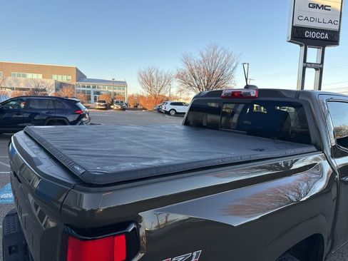 Used 2023 Chevrolet Colorado Z71 w/ Z71 Convenience Package 2 image 19