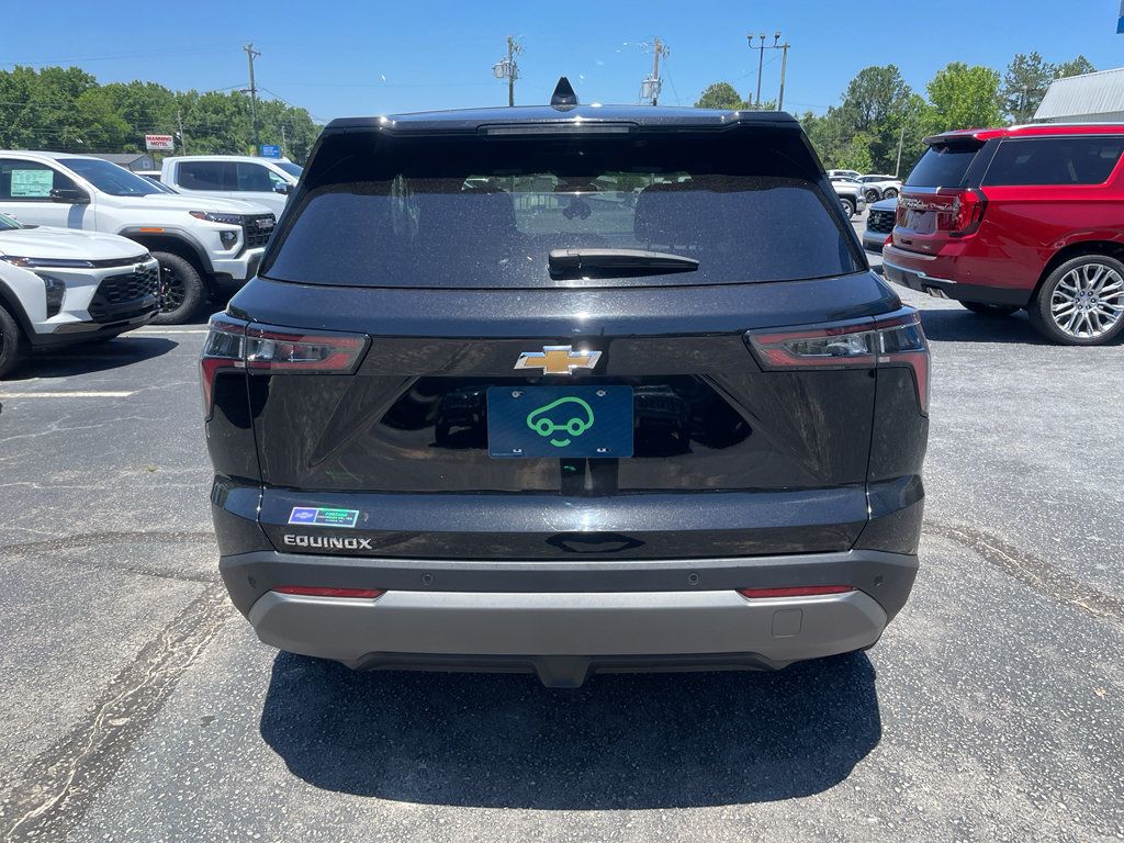 Certified 2026 Chevrolet Equinox LT w/ Convenience Package II FWD image 4