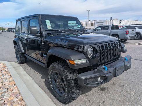 Used 2023 Jeep Wrangler Unlimited AWD/4WD image 4