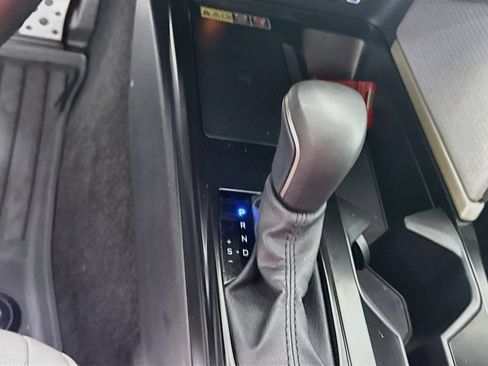 Used 2026 Toyota Camry SE w/ Multimedia Upgrade Package FWD image 17