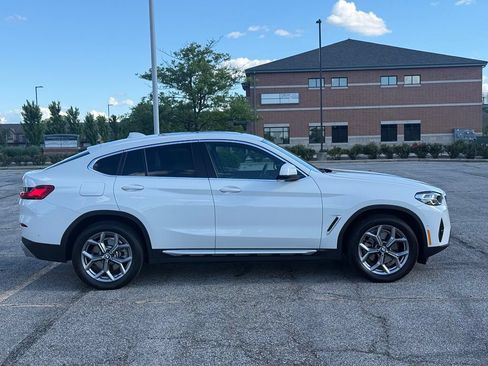 Used 2025 BMW X4 xDrive30i w/ Premium Package AWD/4WD image 8