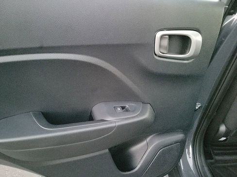 New 2026 Hyundai Venue SEL image 17