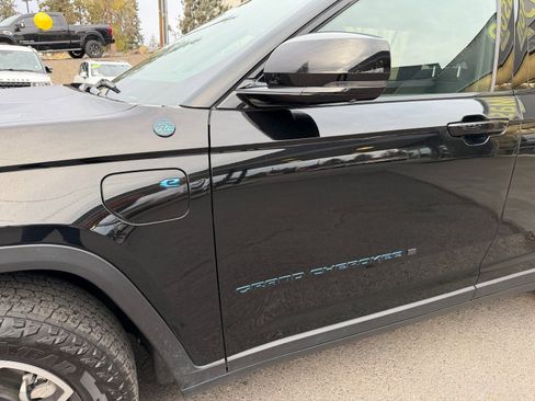Used 2022 Jeep Grand Cherokee Trailhawk w/ Advanced Protech Group II image 3