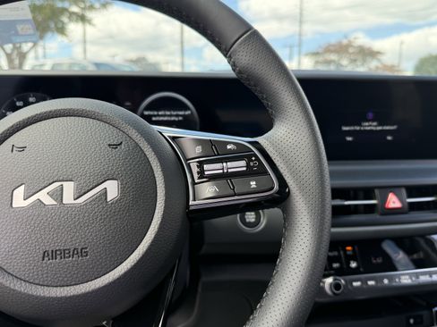 New 2026 Kia Seltos SX AWD/4WD image 13
