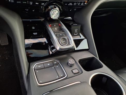 Certified 2023 Acura MDX SH-AWD w/ Technology Package image 9