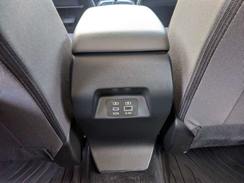 Certified 2025 Subaru Crosstrek 2.5i Premium AWD/4WD image 17