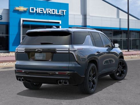 New 2026 Chevrolet Traverse RS image 4