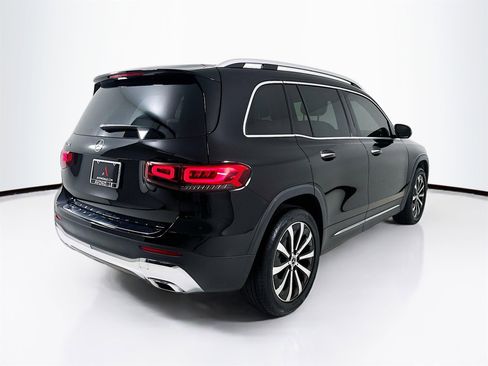 Certified 2023 Mercedes-Benz GLB 250 image 8